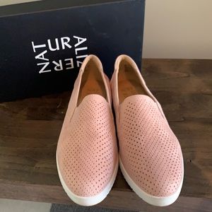 Naturalizer slip ons
